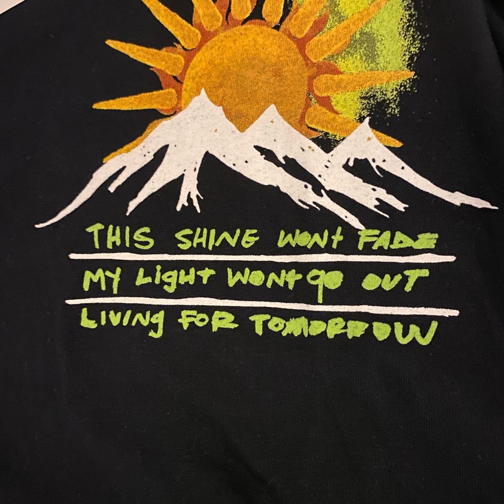 PacSun Long Sleeve Graphic Tee - Picture 3 of 6